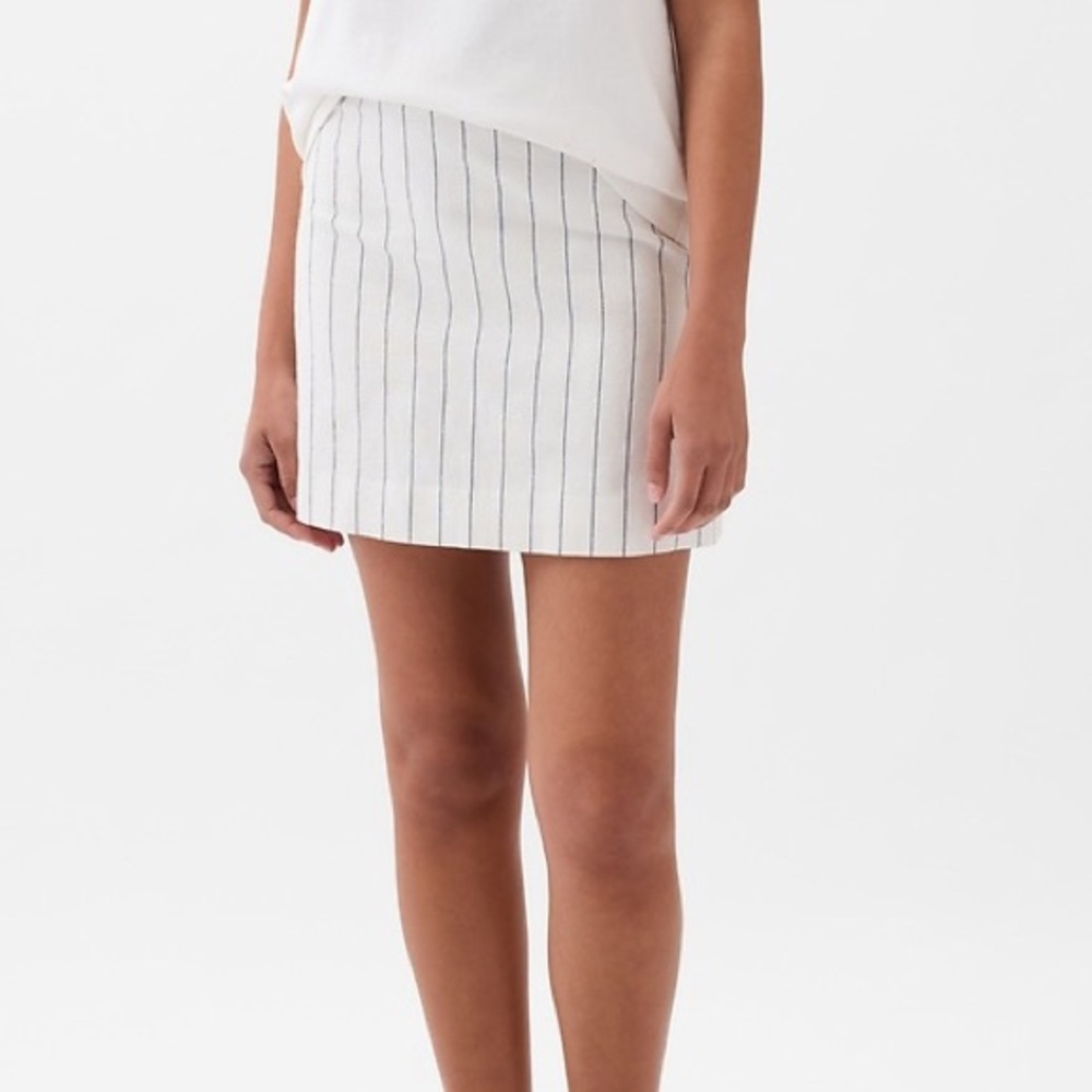 NWT GAP White / Cream Linen & Cotton Mini Skirt with Blue Pinstripes, Size 4